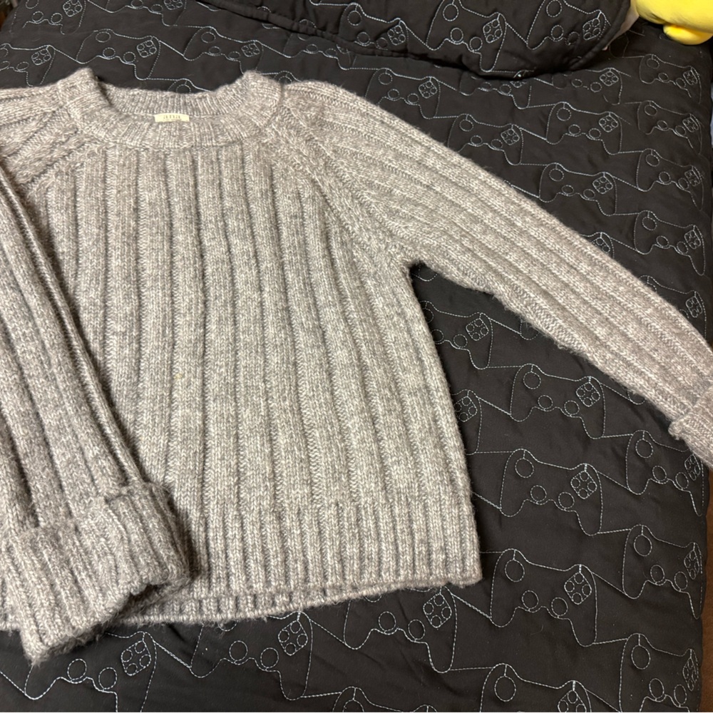 a.n.a Women's Ribbed Knit Sweater - Gray